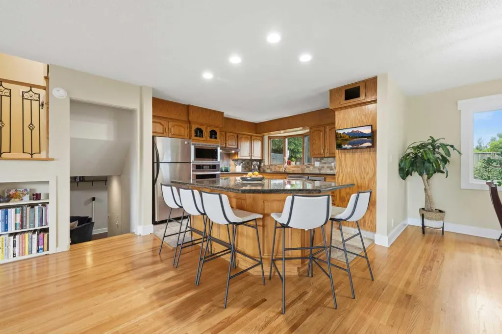 1439 90 Avenue SW Calgary AB T2V 0X3