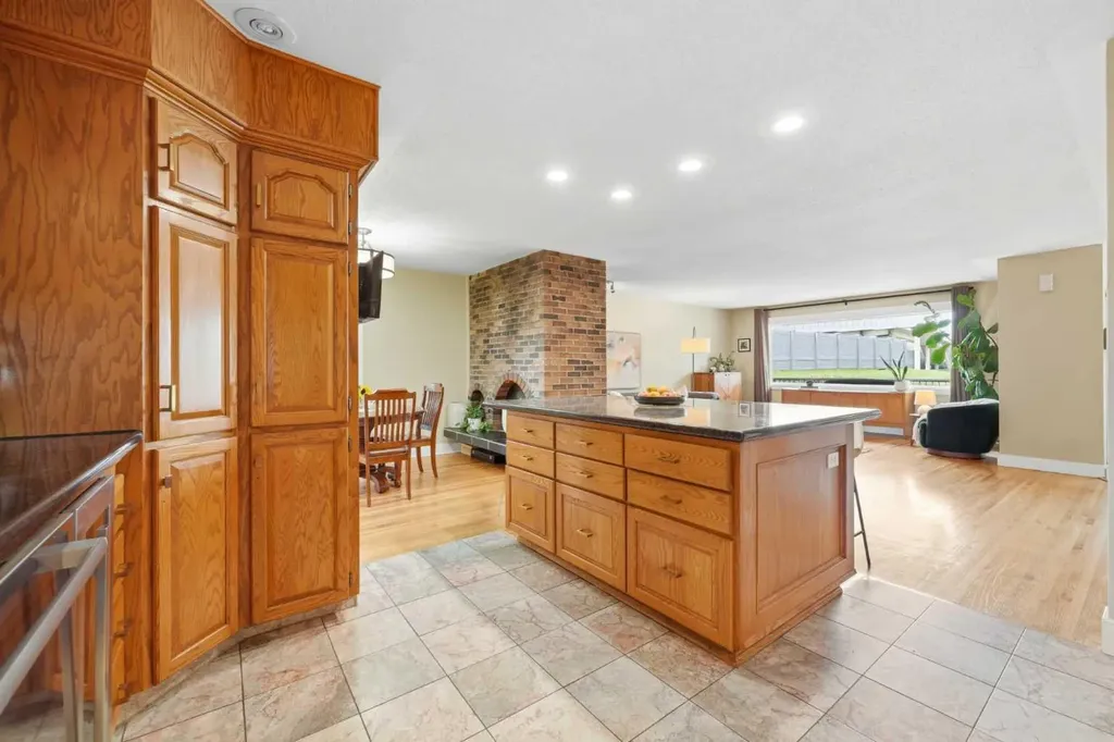 1439 90 Avenue SW Calgary AB T2V 0X3