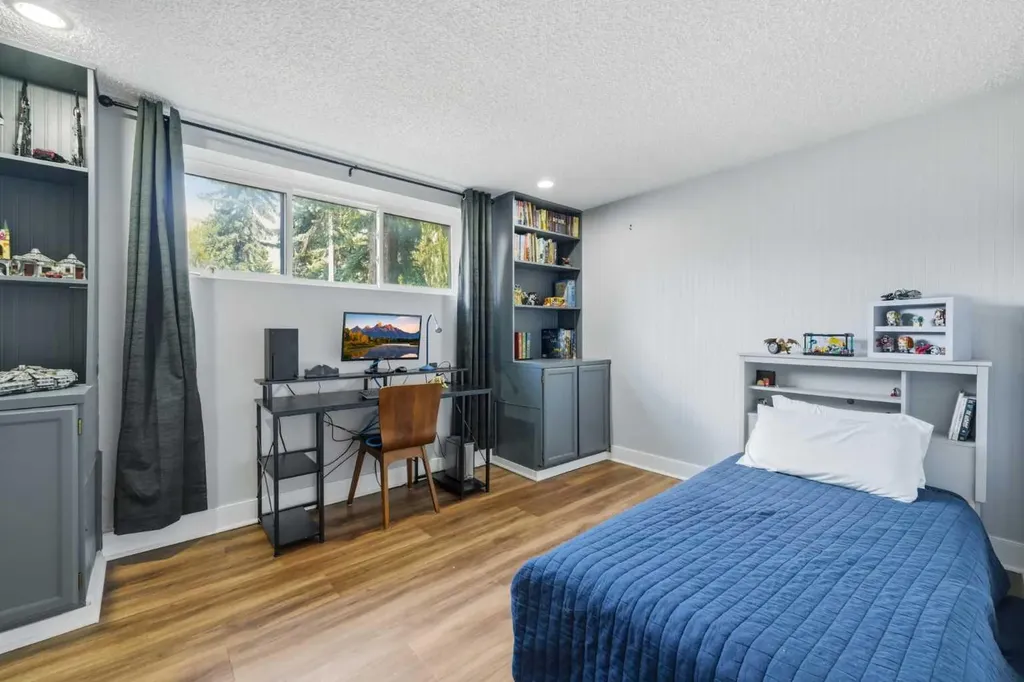 1439 90 Avenue SW Calgary AB T2V 0X3