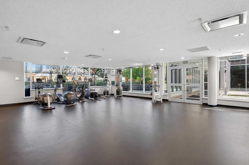 211 13 Avenue SE Calgary AB T2G 1E1