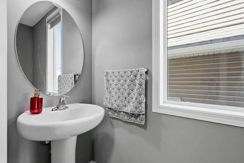 108 Cityside Park NE Calgary AB T3N 1J2