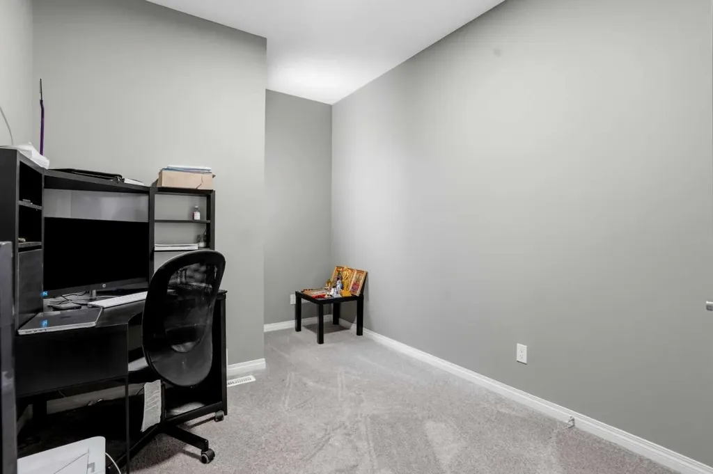 108 Cityside Park NE Calgary AB T3N 1J2
