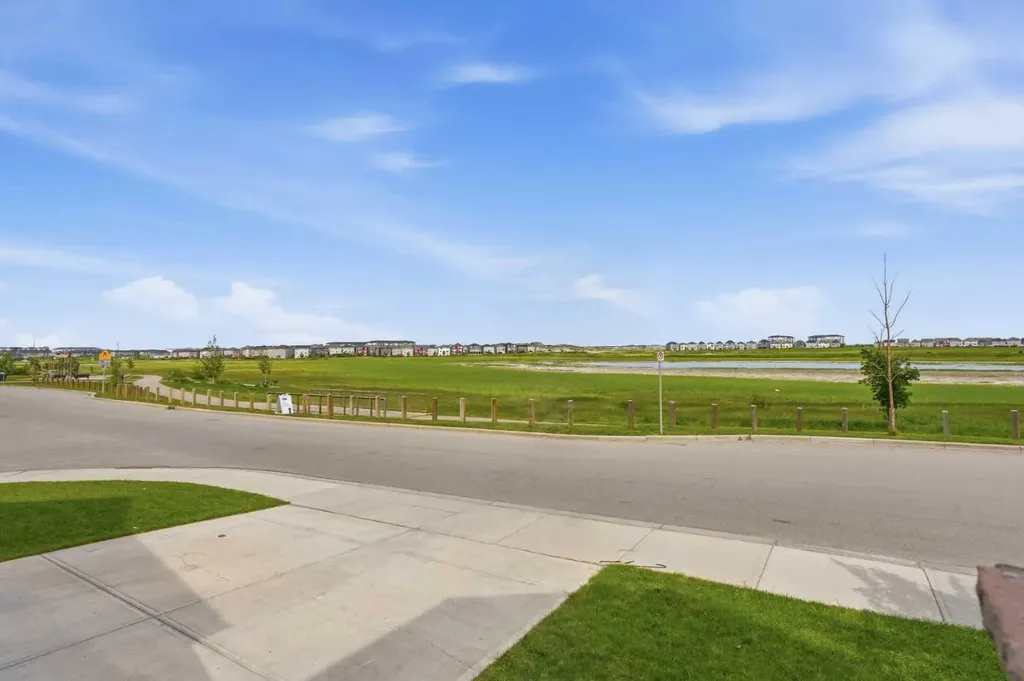 108 Cityside Park NE Calgary AB T3N 1J2