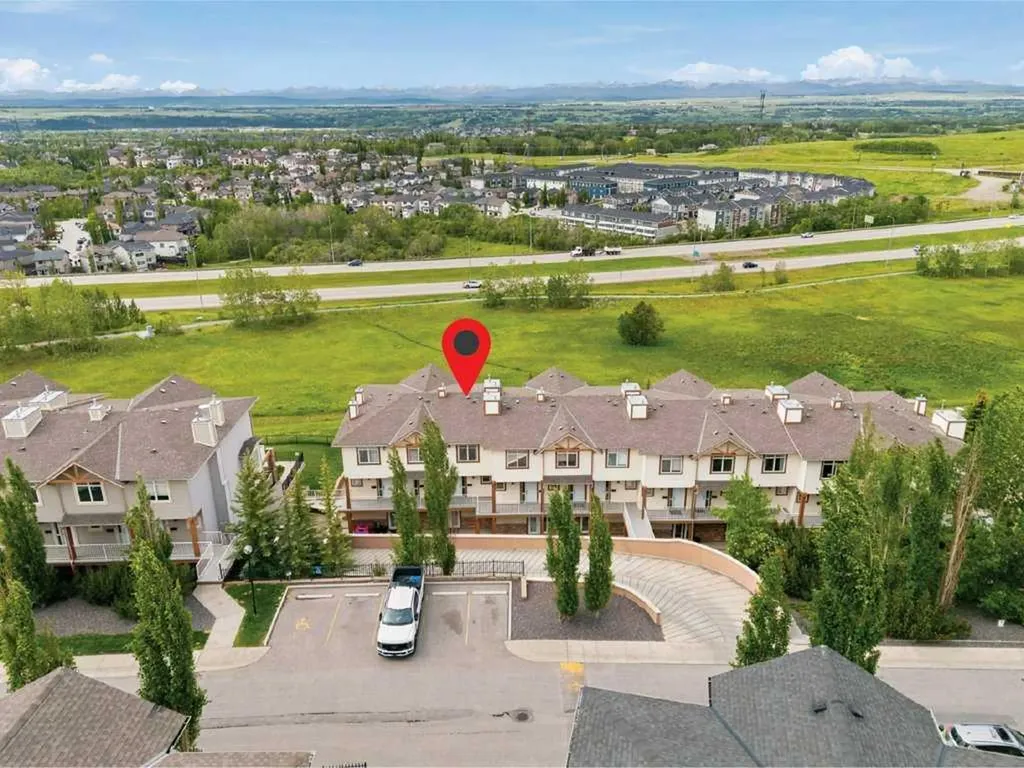 133 Rockyledge View NW Calgary AB T3G 5X2