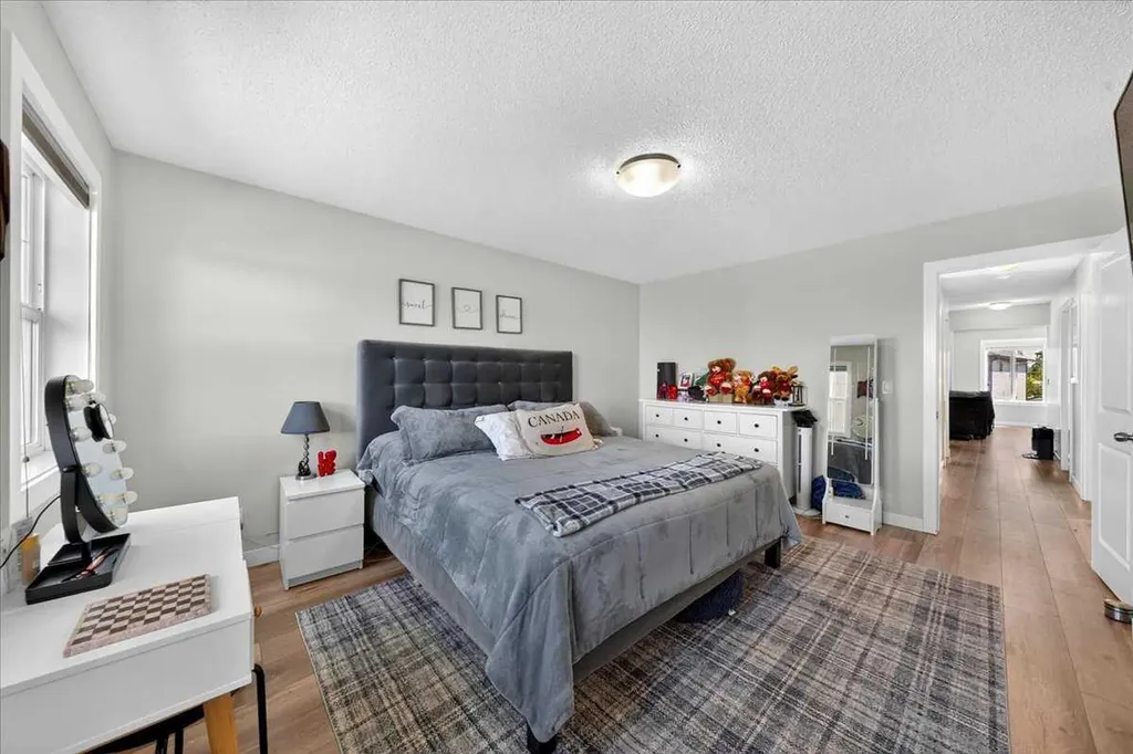 251 Hillcrest Circle SW Airdrie AB T4B0Y6