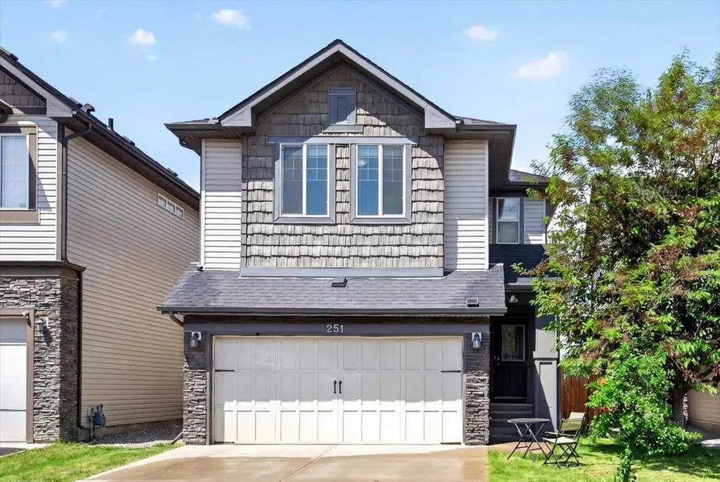 251 Hillcrest Circle SW Airdrie AB T4B0Y6