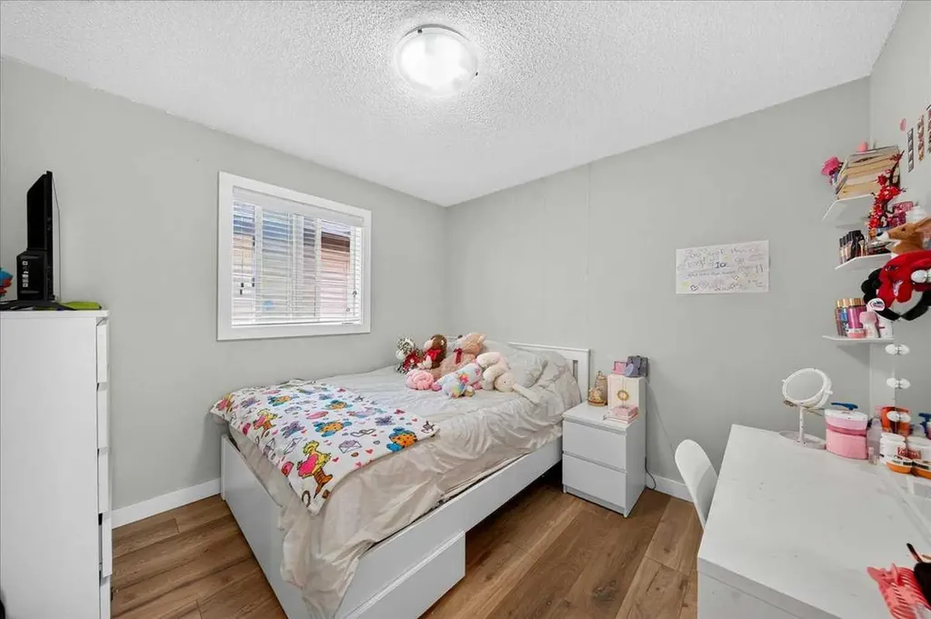 251 Hillcrest Circle SW Airdrie AB T4B0Y6