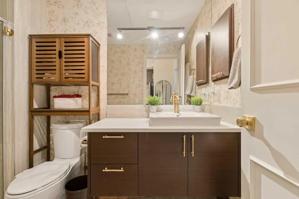 1719 9a Street SW Calgary AB T2T 6S3