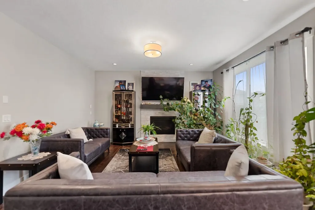 1402 Price Road Carstairs AB T0M 0N0