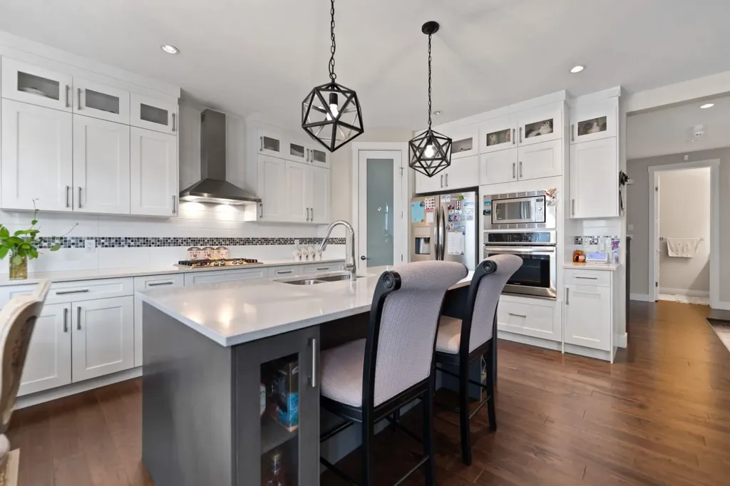 1402 Price Road Carstairs AB T0M 0N0