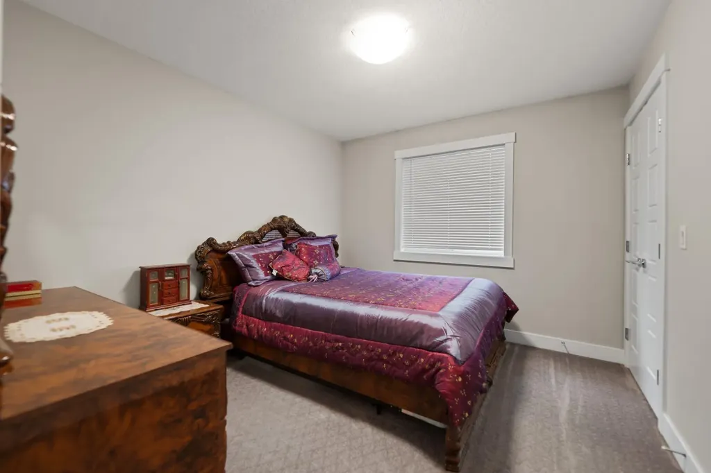 1402 Price Road Carstairs AB T0M 0N0