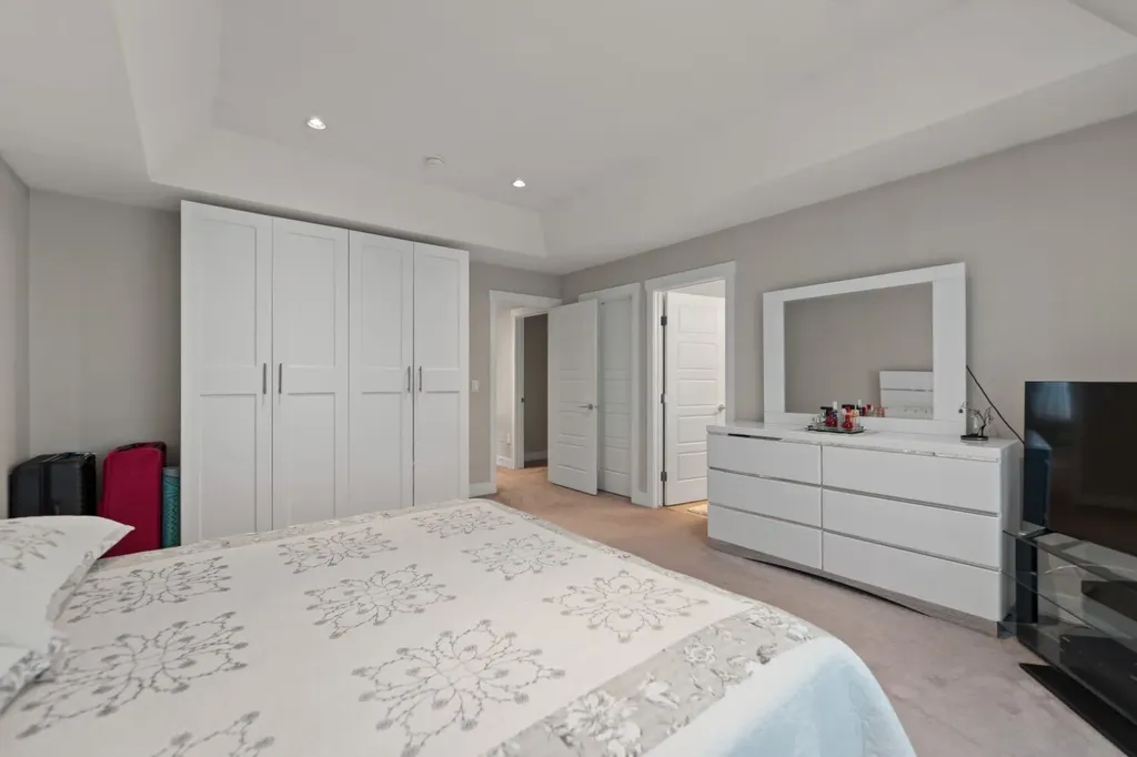 1402 Price Road Carstairs AB T0M 0N0