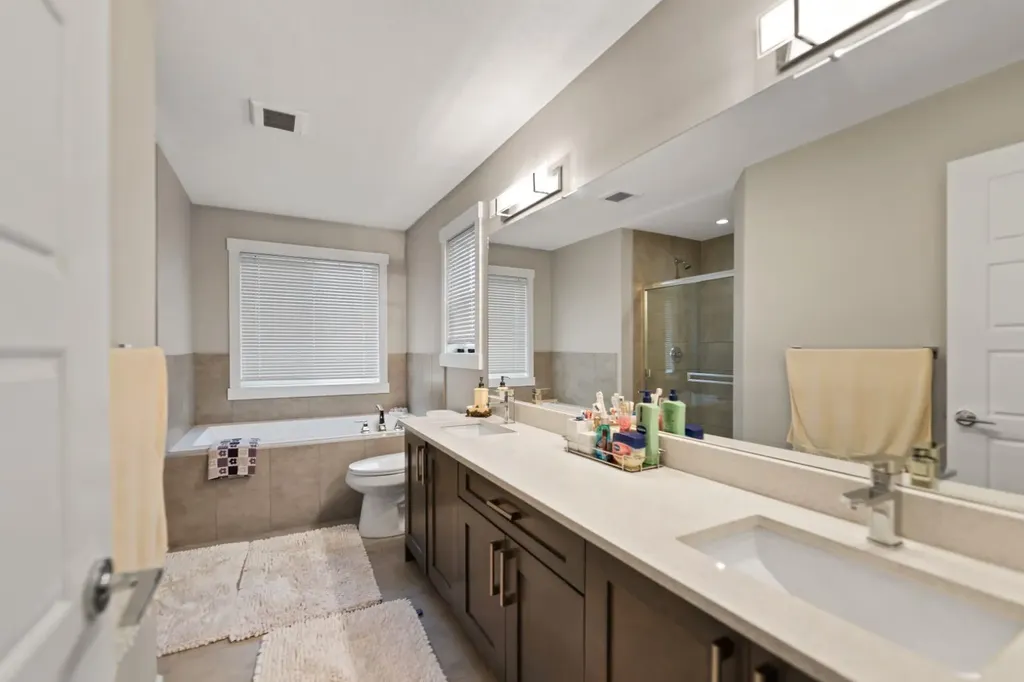 1402 Price Road Carstairs AB T0M 0N0