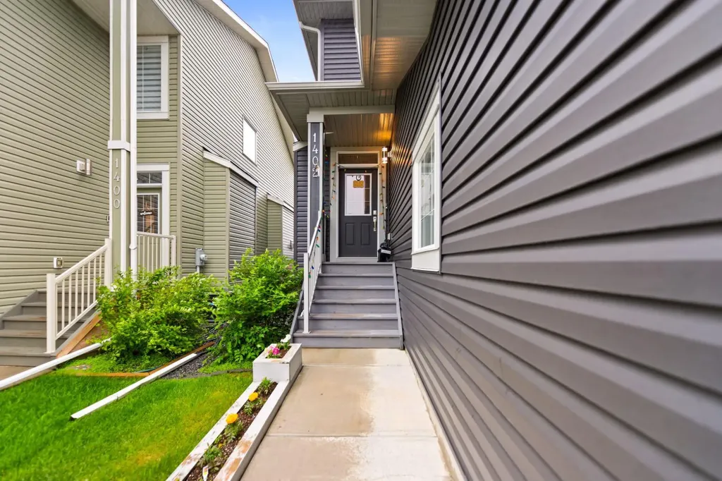 1402 Price Road Carstairs AB T0M 0N0
