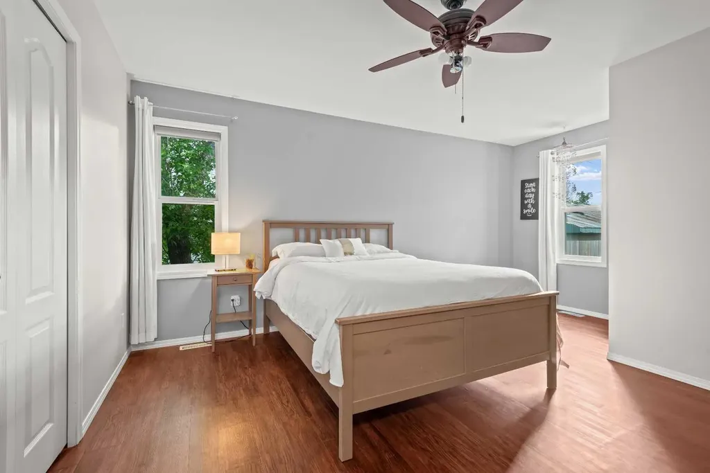 229 3 Avenue NE Three Hills AB T0M 2A0