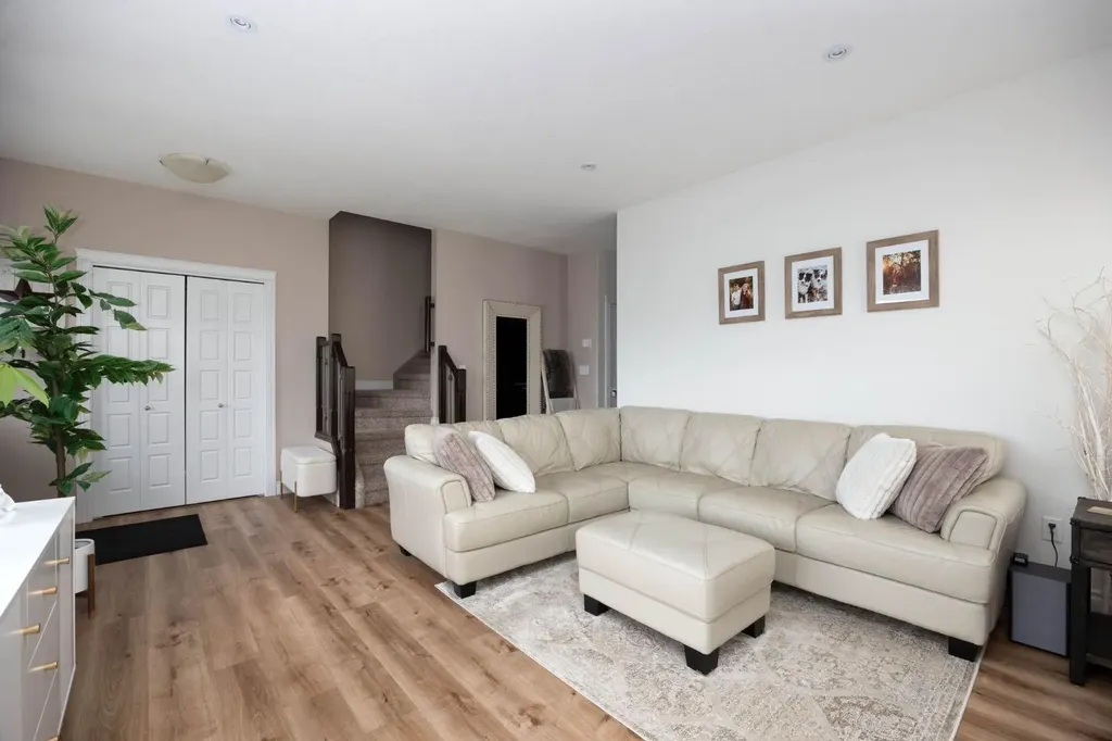 141 Honeysuckle Way Fort Mcmurray AB T9K 0M8