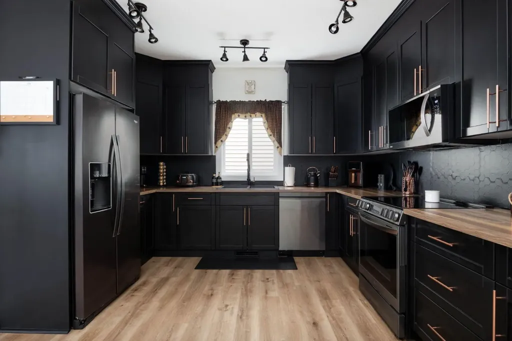 141 Honeysuckle Way Fort Mcmurray AB T9K 0M8