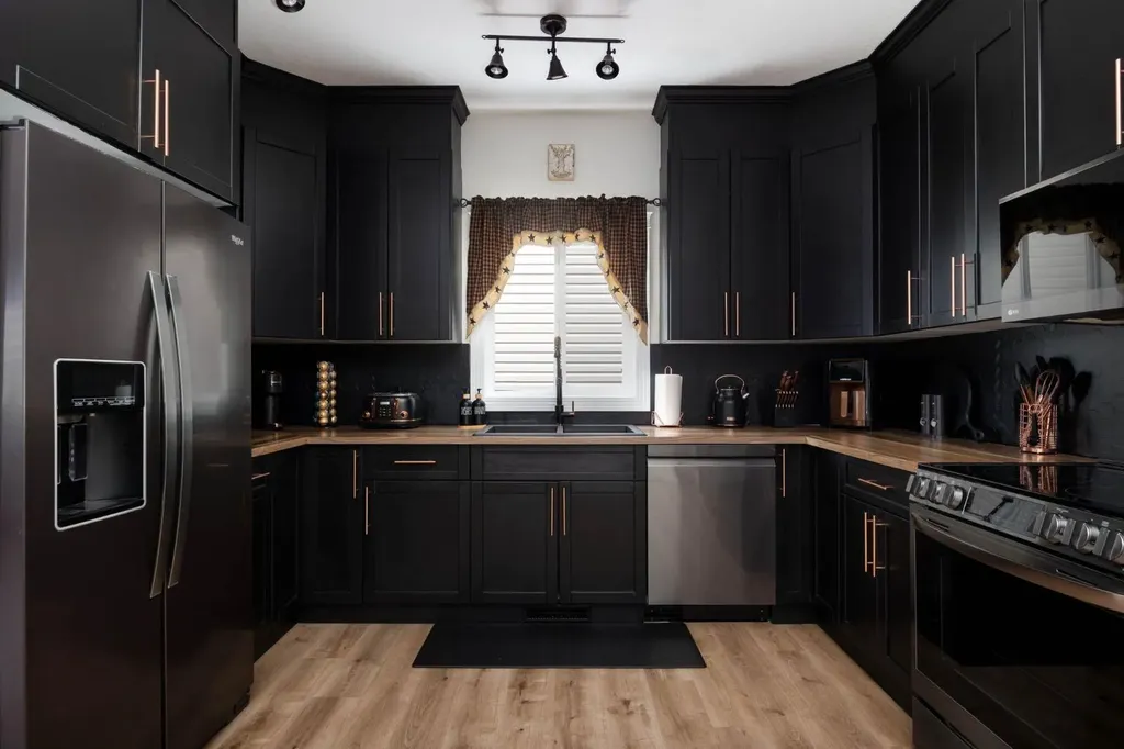 141 Honeysuckle Way Fort Mcmurray AB T9K 0M8
