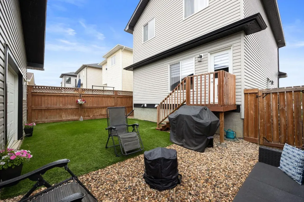 141 Honeysuckle Way Fort Mcmurray AB T9K 0M8