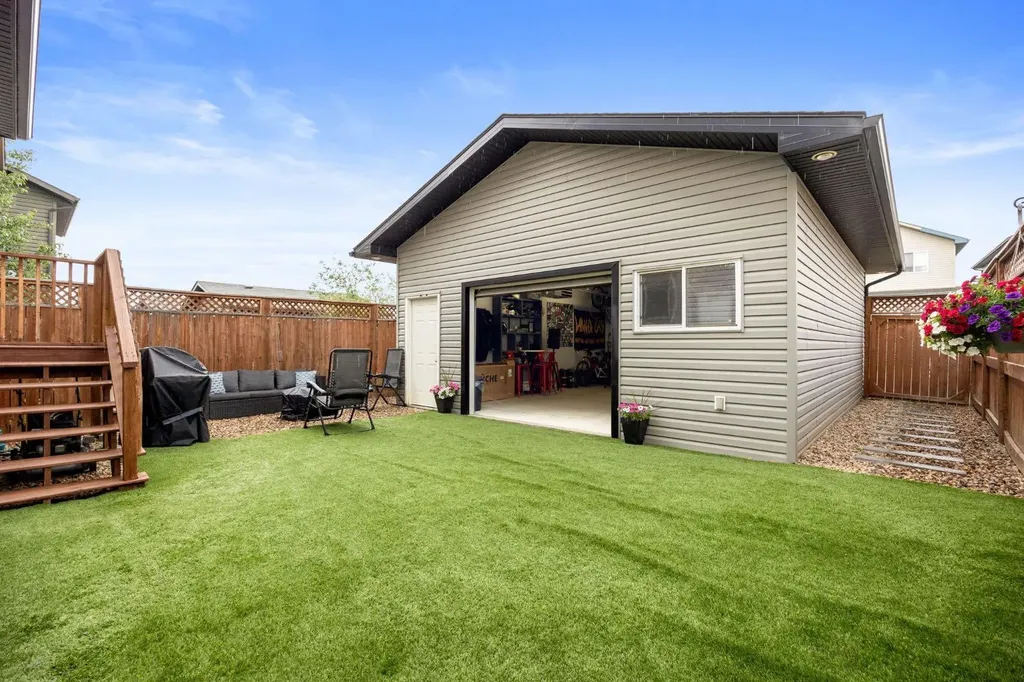 141 Honeysuckle Way Fort Mcmurray AB T9K 0M8