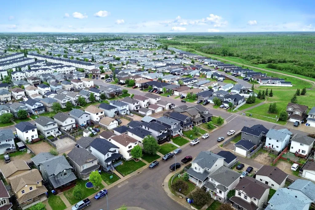 141 Honeysuckle Way Fort Mcmurray AB T9K 0M8
