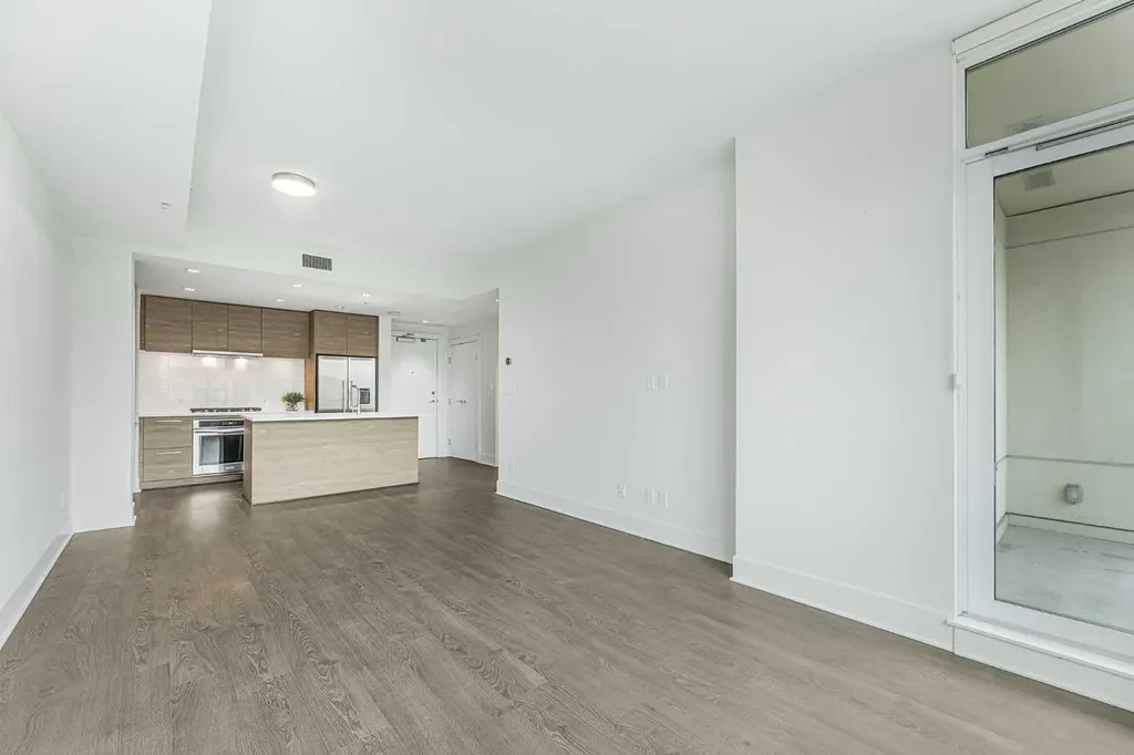 38 9 Street NE Calgary AB T2E7X9