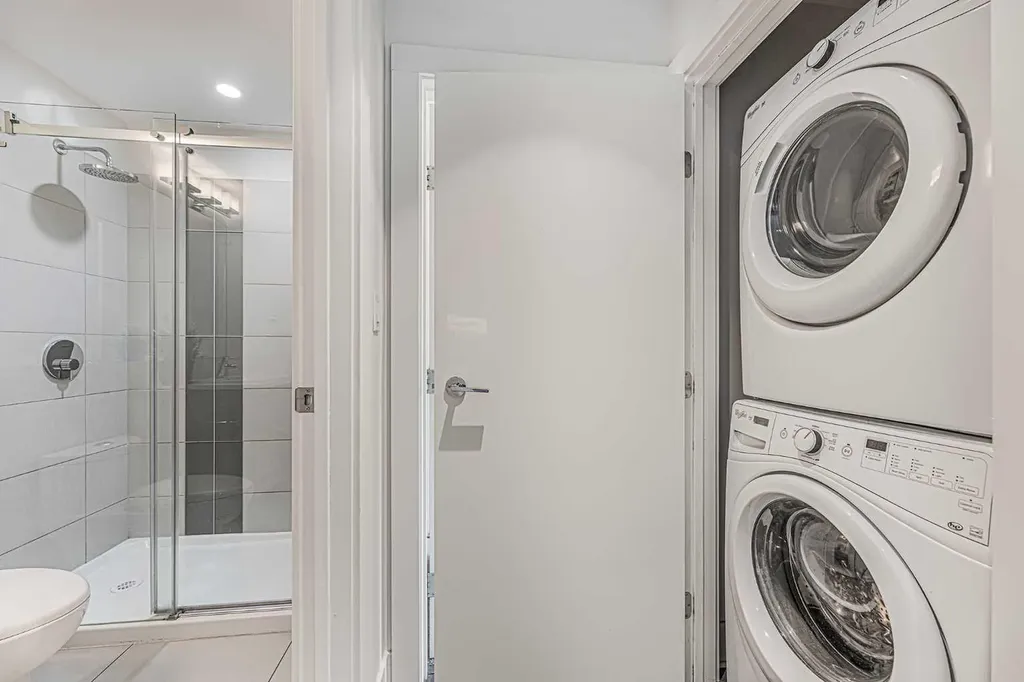 38 9 Street NE Calgary AB T2E7X9
