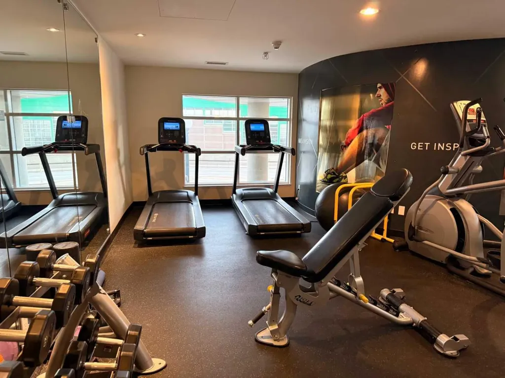 38 9 Street NE Calgary AB T2E7X9