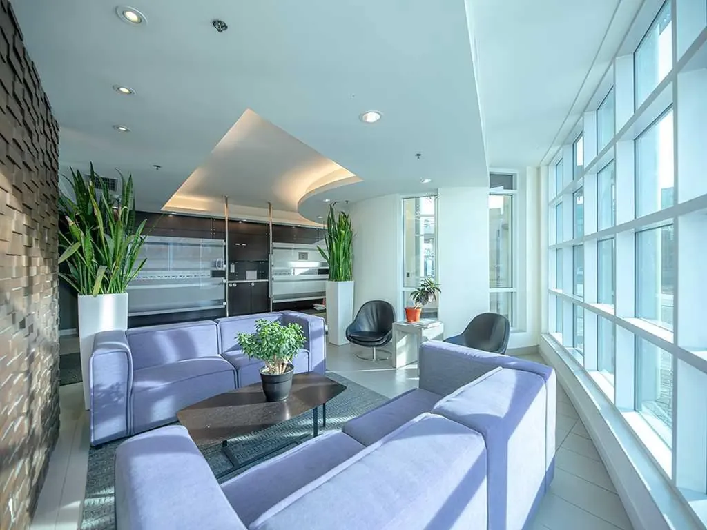 38 9 Street NE Calgary AB T2E7X9
