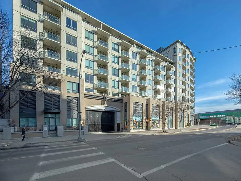 38 9 Street NE Calgary AB T2E7X9