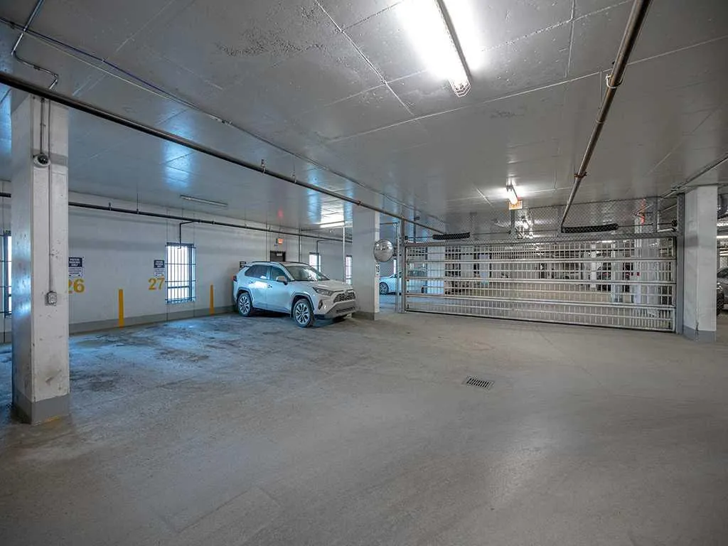 38 9 Street NE Calgary AB T2E7X9