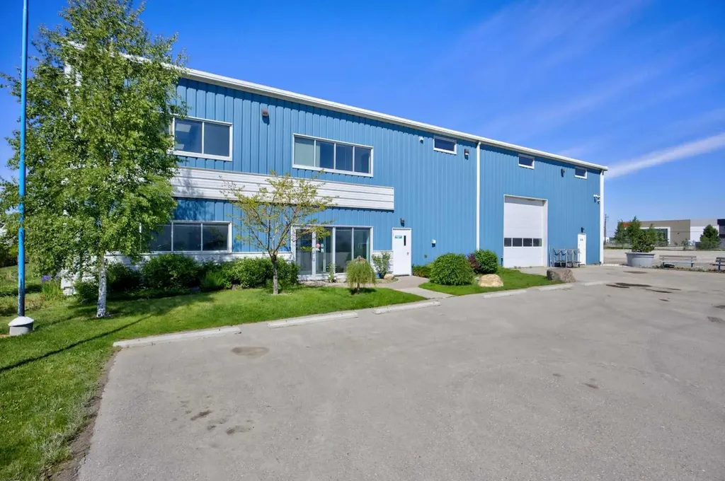 240086 Frontier Crescent Rural Rocky View County AB T1X 0W5
