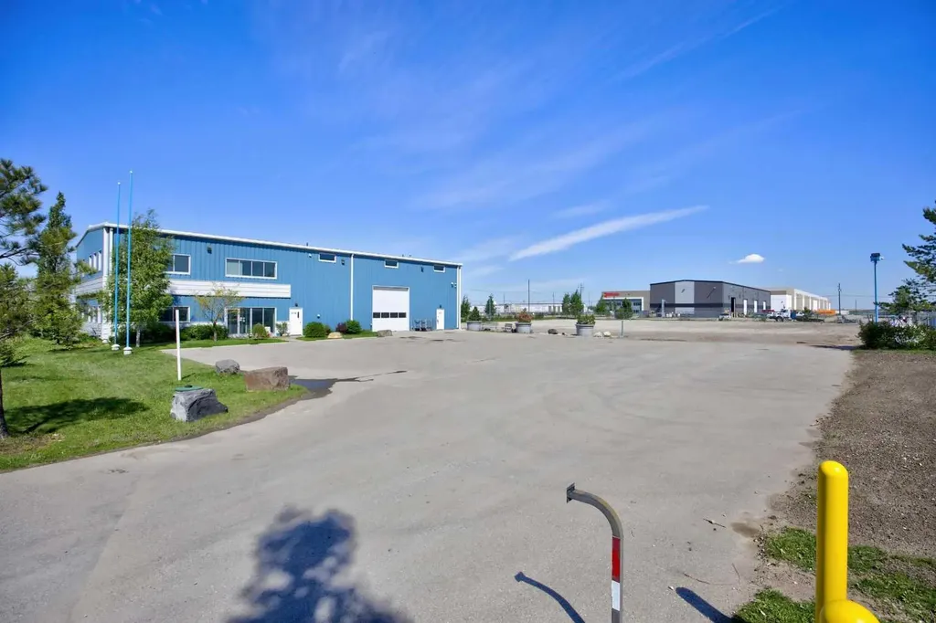 240086 Frontier Crescent Rural Rocky View County AB T1X 0W5