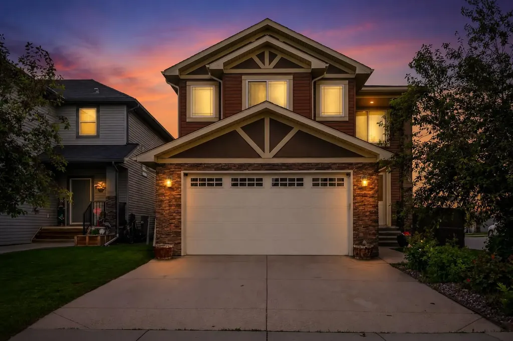 40 Baywater Court SW Airdrie AB T4B 0A8