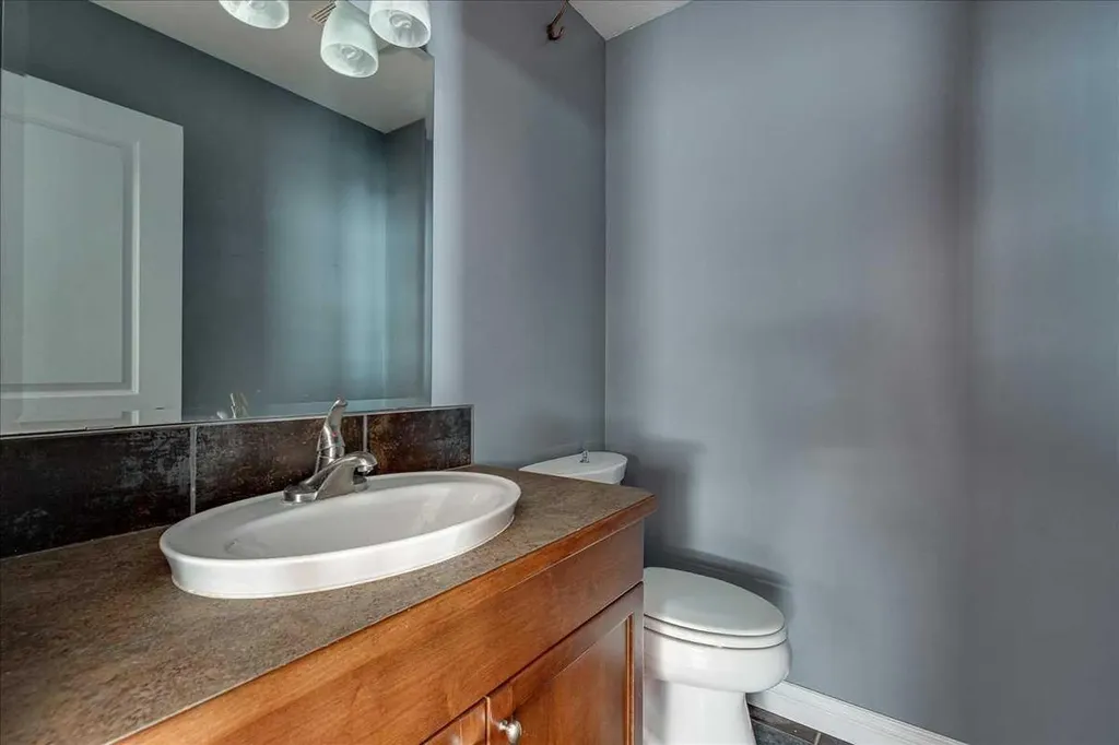 114 Jenner Crescent Red Deer AB T4P 0E4