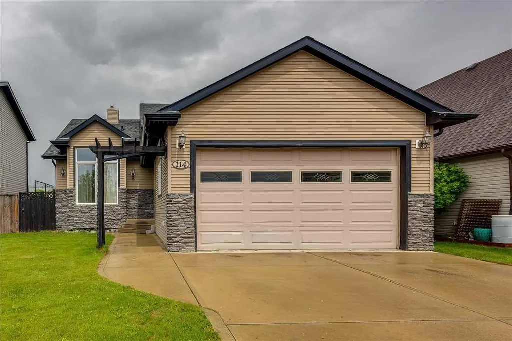 114 Jenner Crescent Red Deer AB T4P 0E4