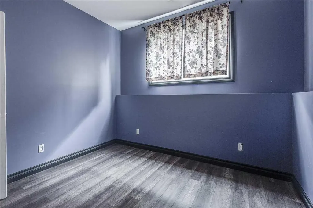 114 Jenner Crescent Red Deer AB T4P 0E4