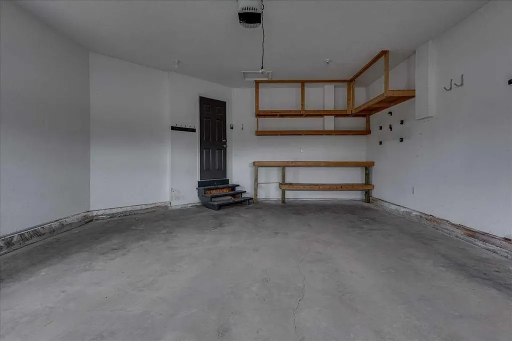 114 Jenner Crescent Red Deer AB T4P 0E4
