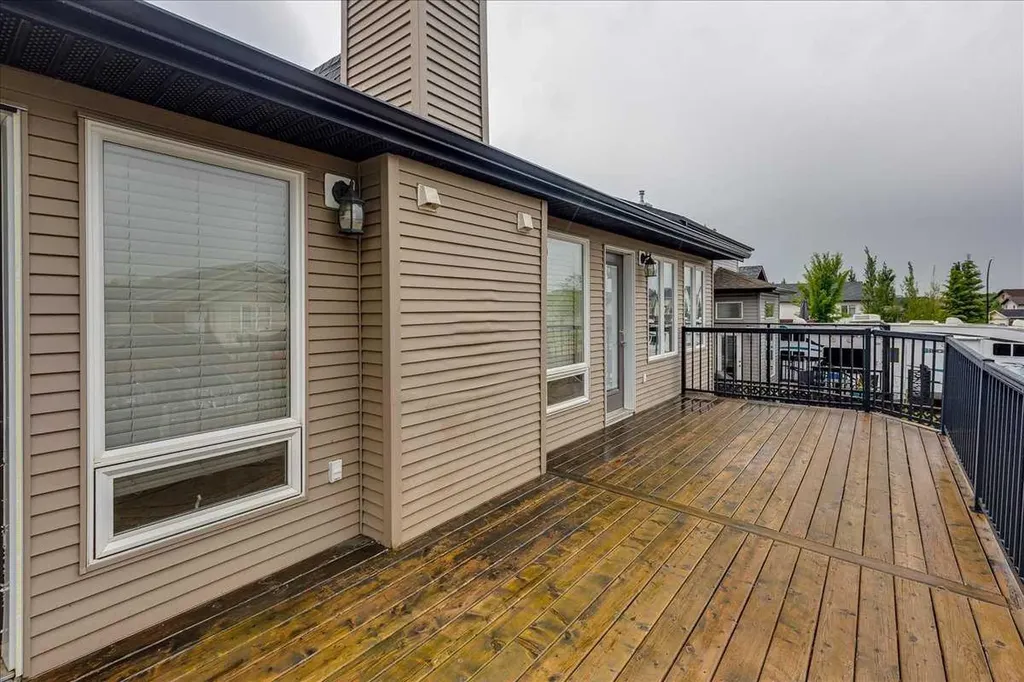 114 Jenner Crescent Red Deer AB T4P 0E4