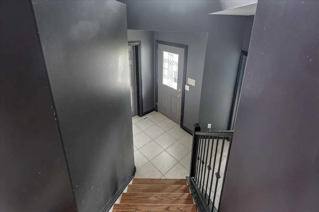 114 Jenner Crescent Red Deer AB T4P 0E4