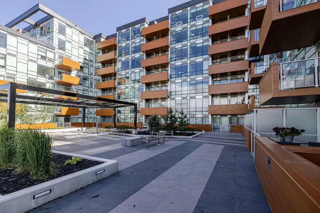 110 18a Street NW Calgary AB T2N5G5