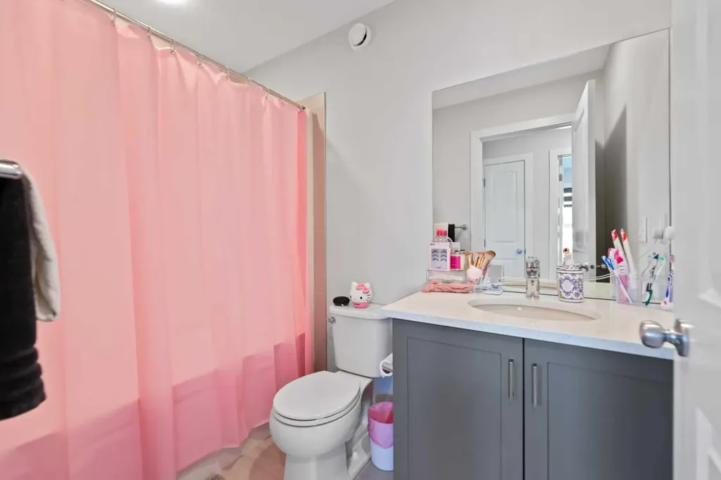 273 Lucas Avenue NW Calgary AB T3P 1S3