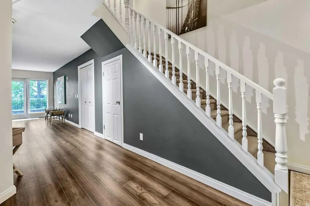 923 15 Avenue SW Calgary AB T2R 0S2