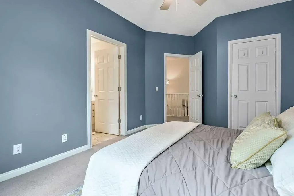 923 15 Avenue SW Calgary AB T2R 0S2