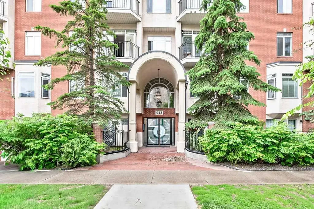923 15 Avenue SW Calgary AB T2R 0S2