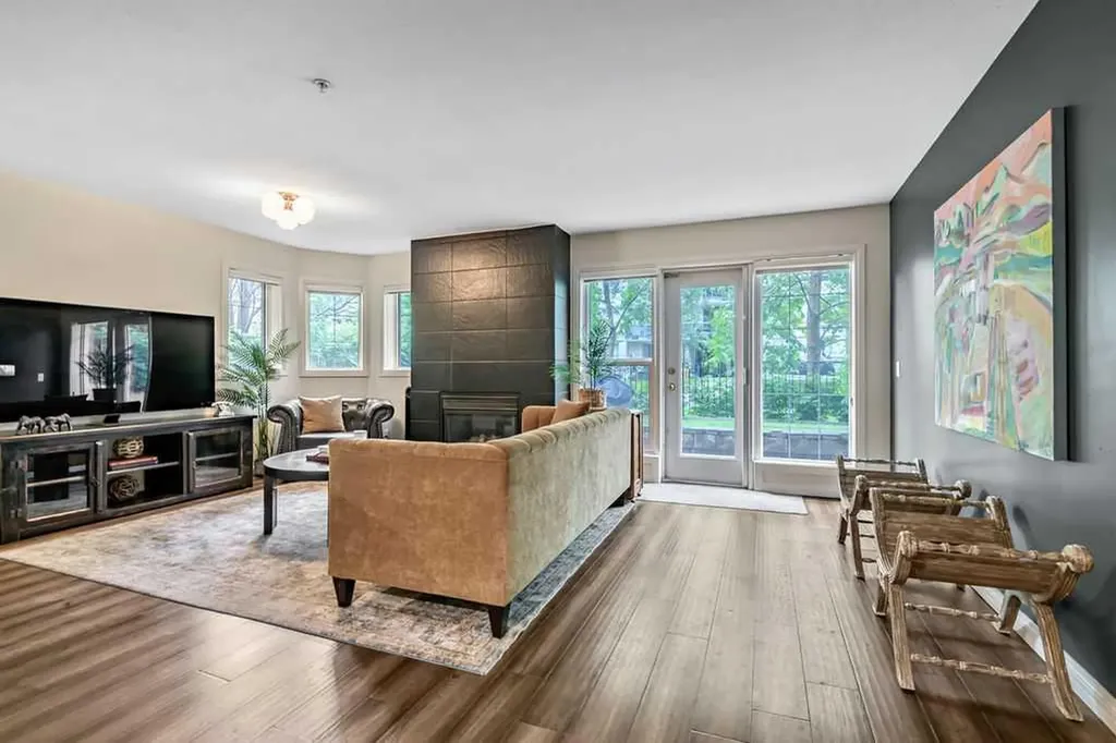 923 15 Avenue SW Calgary AB T2R 0S2