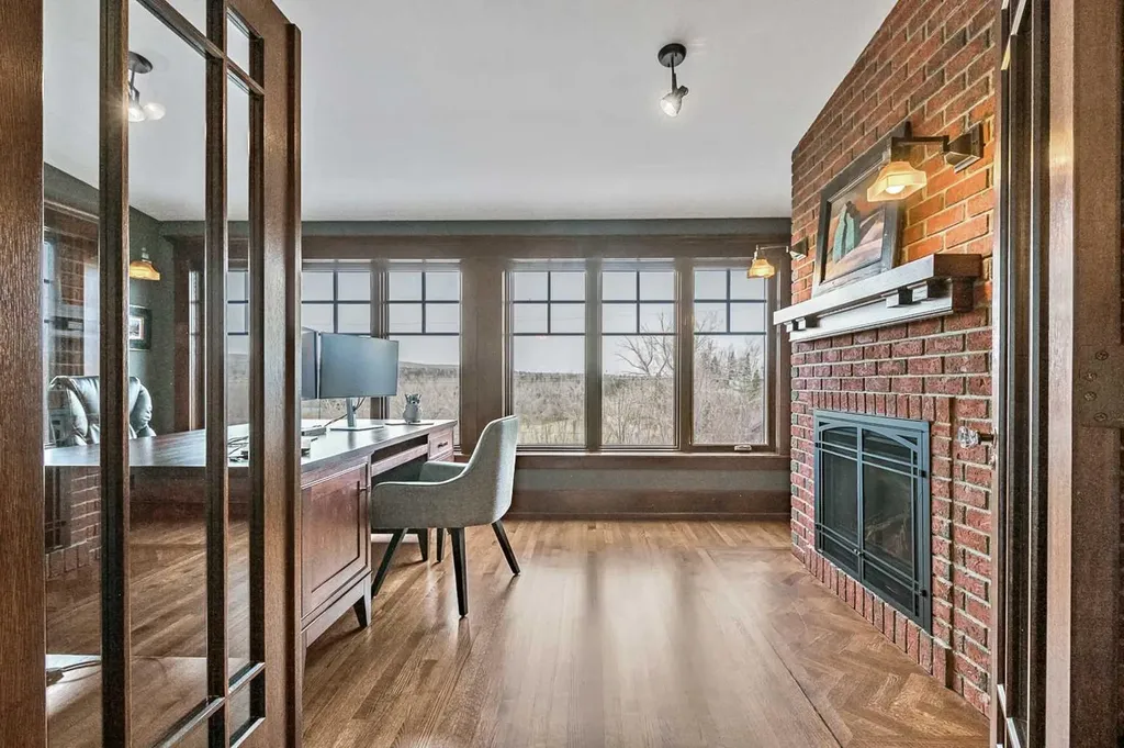650 29 Avenue NW Calgary AB T2M 2M7