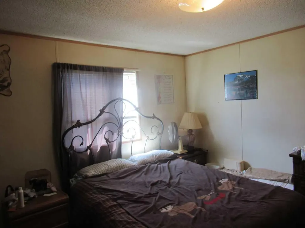 5235 50 Street Rural Clearwater County AB T0M 0M0