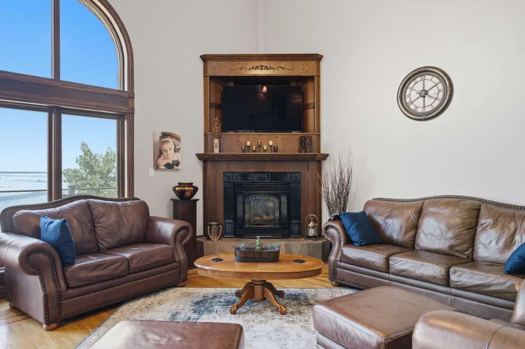 49 Bay View Street Rochon Sands AB T0C 3B0