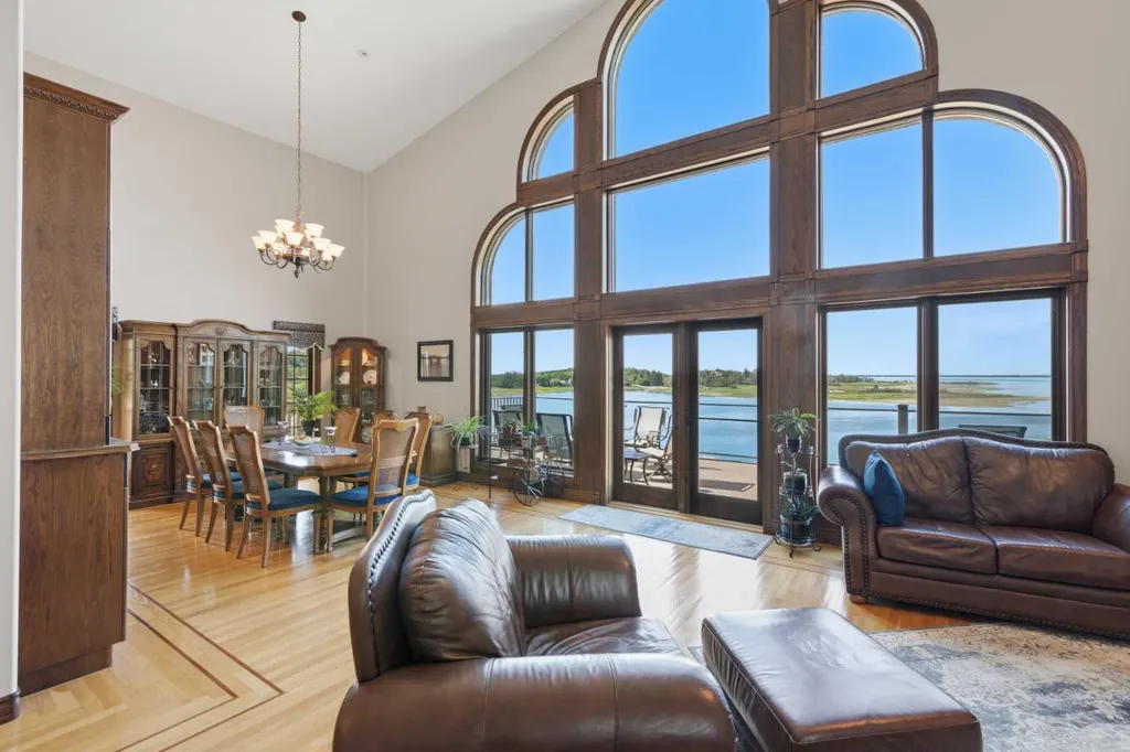 49 Bay View Street Rochon Sands AB T0C 3B0